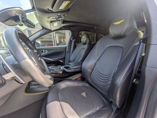 2023 Aston Martin DBX