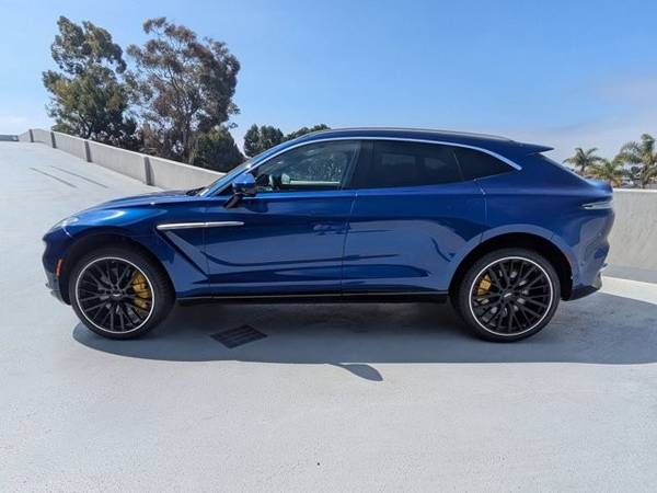 2023 Aston Martin DBX