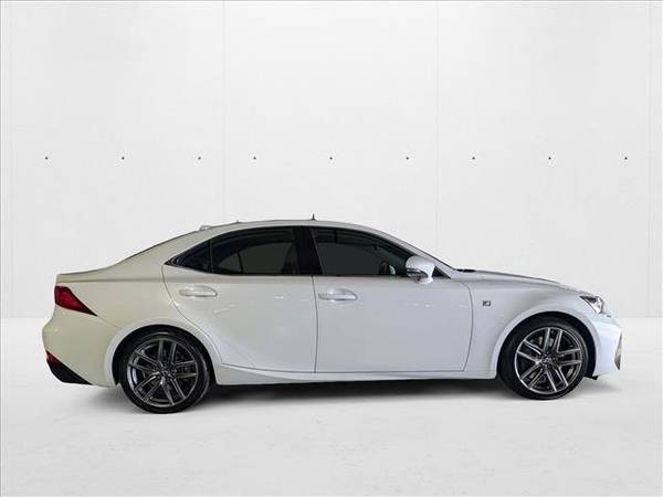 2019 Lexus IS