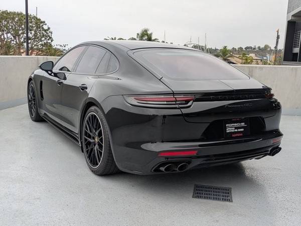 2019 Porsche Panamera