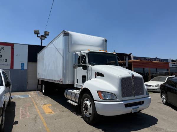 2020 Kenworth T270