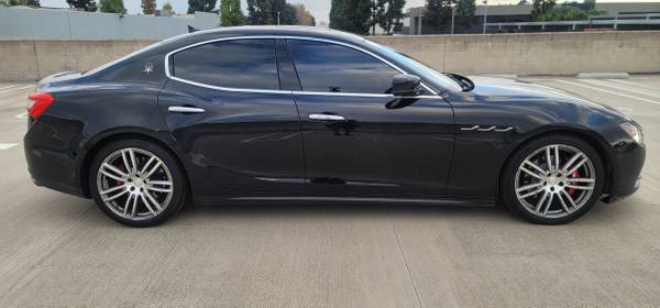 2016 Maserati GHIBLI