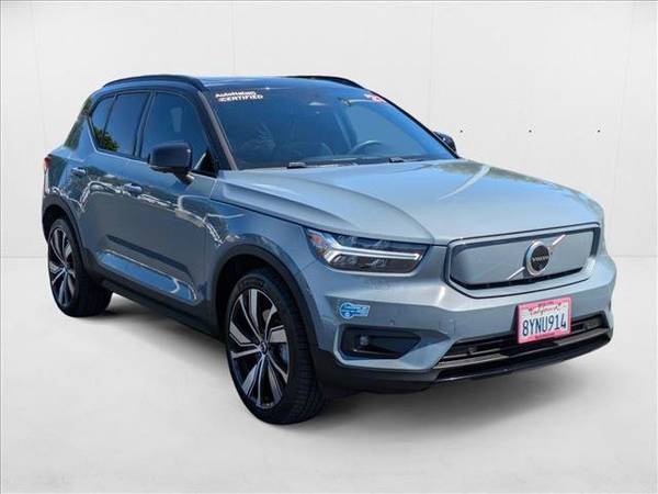 2021 Volvo XC40