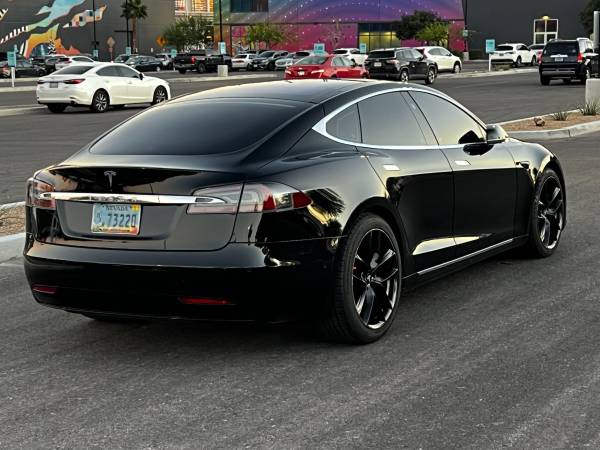 2016 Tesla Model