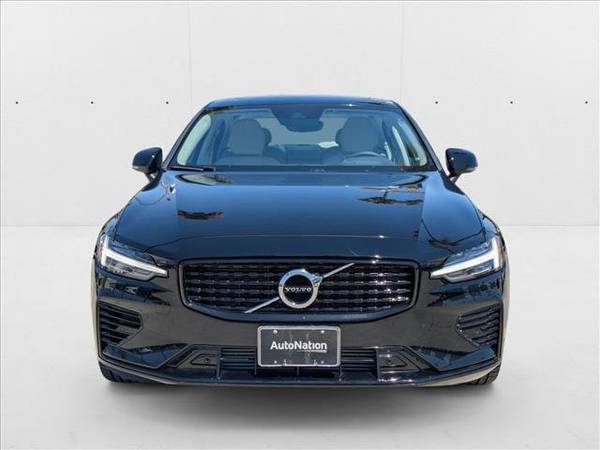 2022 Volvo S60