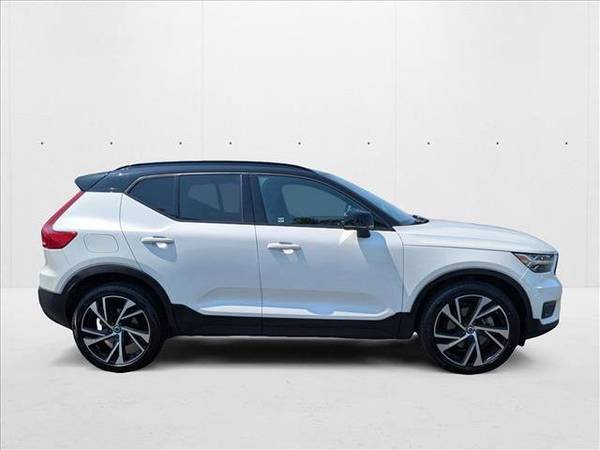 2021 Volvo XC40