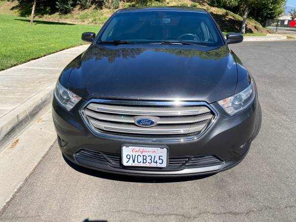 2015 Ford Taurus