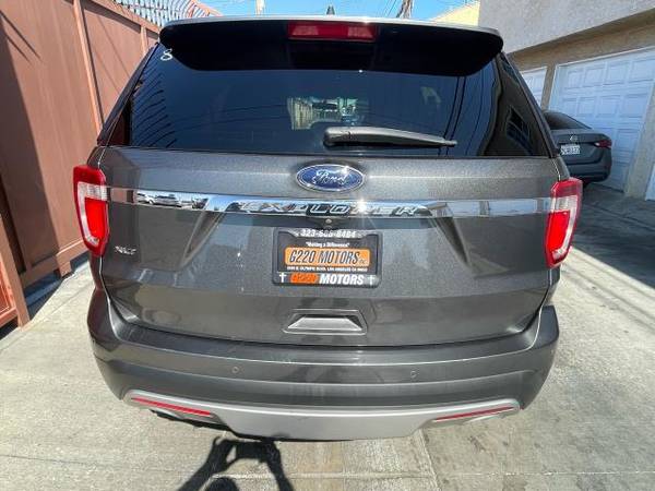 2016 Ford Explorer