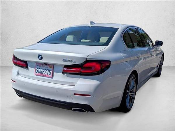 2023 BMW 5