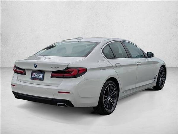 2022 BMW 5
