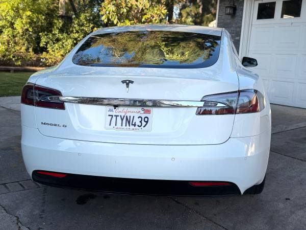2016 Tesla Model