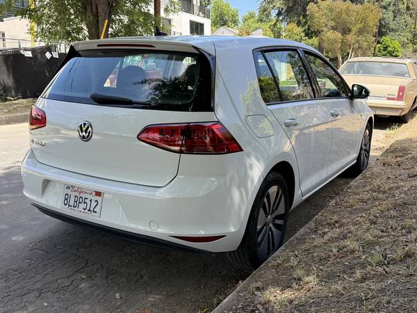 2016 Volkswagen E-Golf