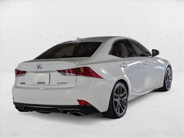 2017 Lexus IS