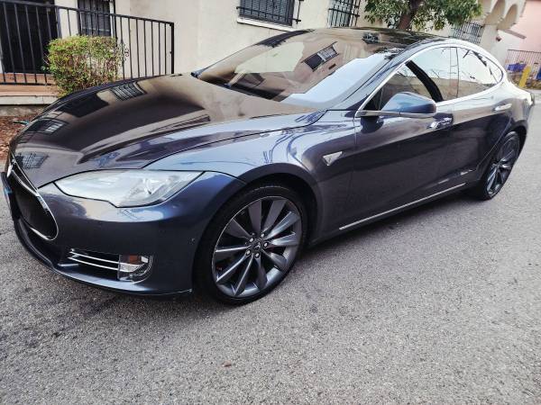 2015 Tesla Model