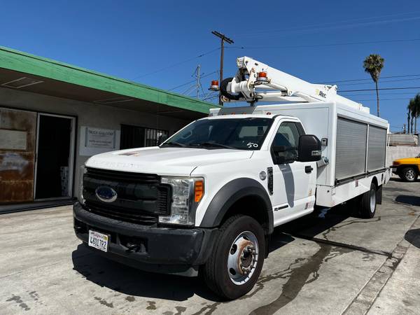 2017 Ford F550