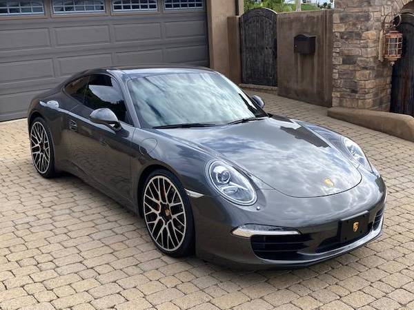2016 Porsche 911