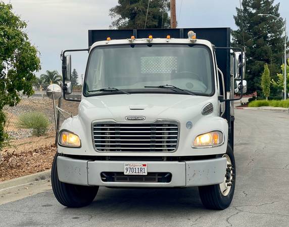 2015 Freightliner M2
